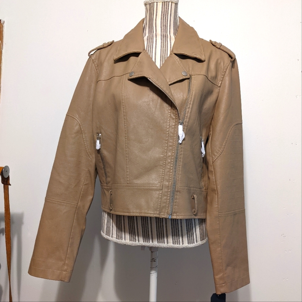 Desert tan zip jacket nwt